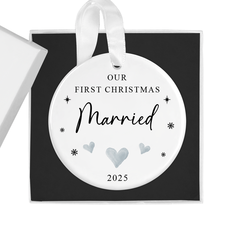 ceramic ornament with a soft heart details and snowflakes