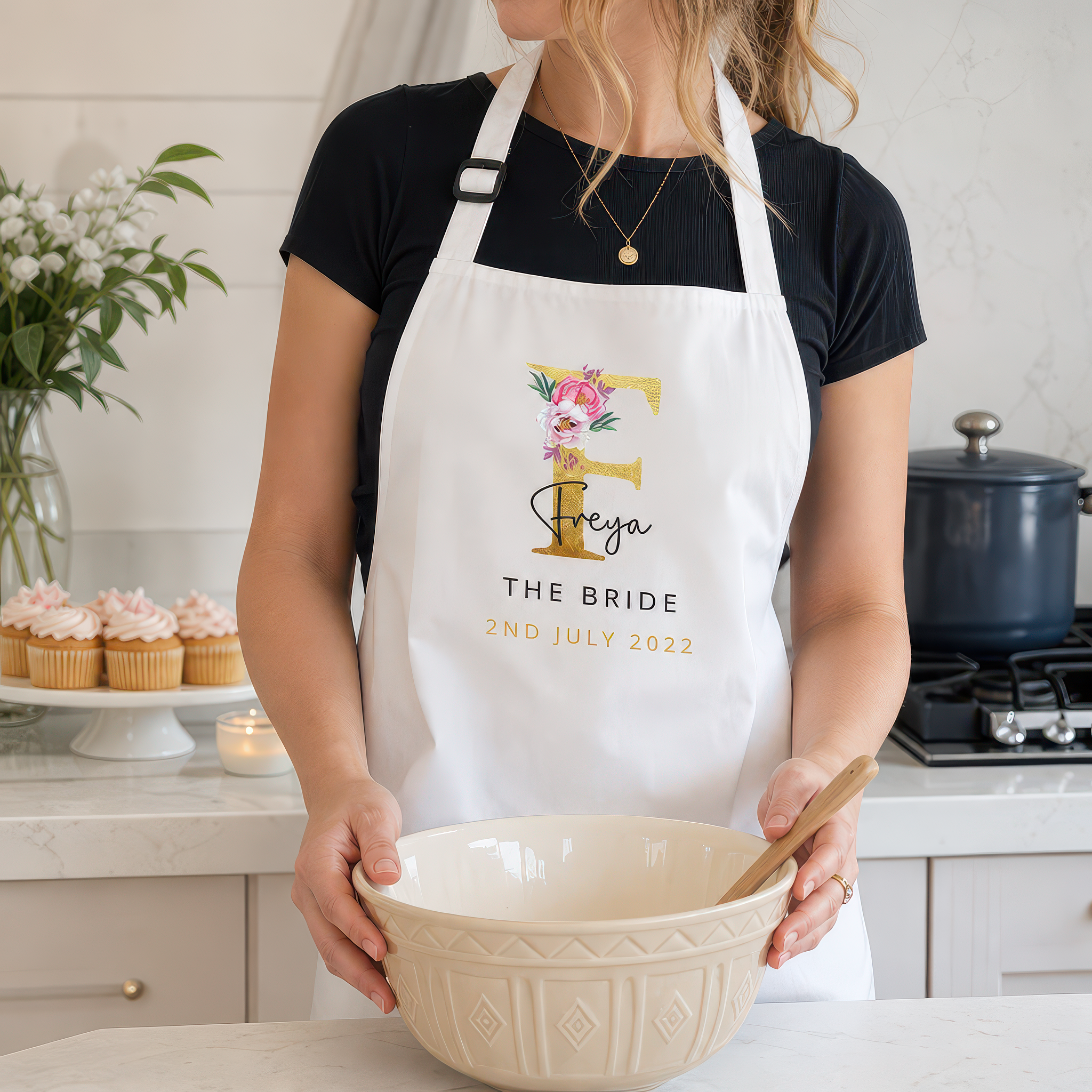 Personalised Floral Initial Wedding Apron - alternative view